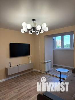 1-к квартира, посуточно, 40м2, 2/10 этаж