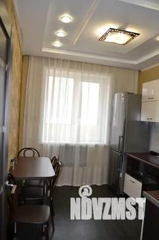 1-к квартира, посуточно, 37м2, 6/17 этаж