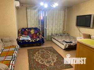 Студия квартира, посуточно, 35м2, 5/10 этаж