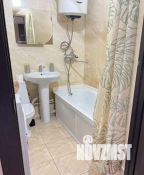 1-к квартира, посуточно, 40м2, 9/9 этаж