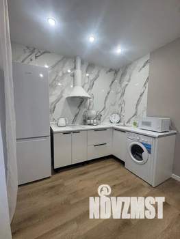 1-к квартира, посуточно, 35м2, 6/14 этаж