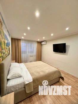 1-к квартира, посуточно, 42м2, 1/1 этаж