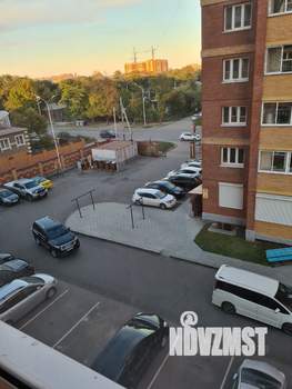 Студия квартира, посуточно, 35м2, 2/10 этаж