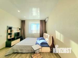 1-к квартира, посуточно, 35м2, 1/10 этаж