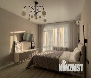 1-к квартира, посуточно, 35м2, 10/18 этаж