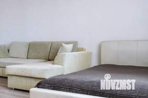 1-к квартира, посуточно, 46м2, 6/10 этаж