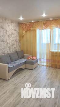 1-к квартира, посуточно, 28м2, 7/9 этаж