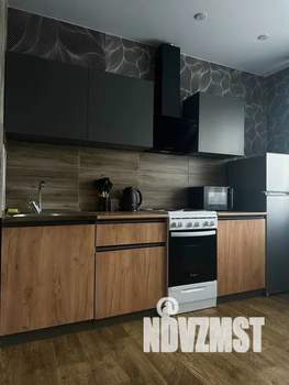 1-к квартира, посуточно, 35м2, 4/14 этаж