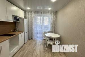 1-к квартира, посуточно, 40м2, 7/10 этаж