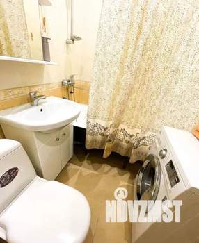 Студия квартира, посуточно, 33м2, 9/9 этаж