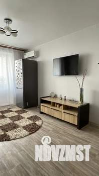 Студия квартира, посуточно, 27м2, 9/9 этаж