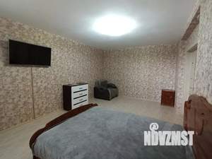 1-к квартира, посуточно, 55м2, 3/18 этаж