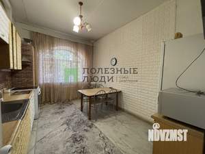 2-к квартира, на длительный срок, 96м2, 1/3 этаж