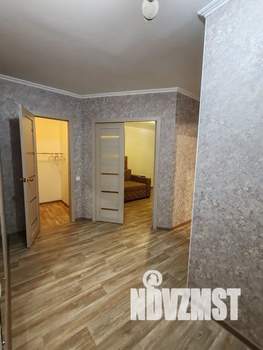 1-к квартира, посуточно, 42м2, 4/10 этаж