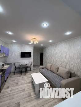 1-к квартира, посуточно, 40м2, 3/16 этаж