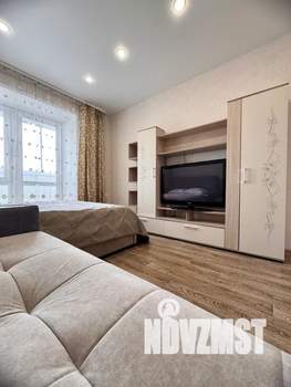 1-к квартира, посуточно, 40м2, 5/10 этаж