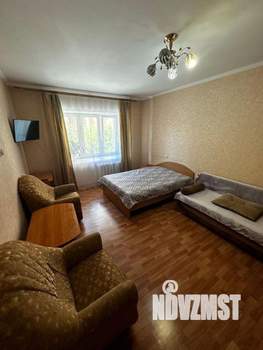 1-к квартира, посуточно, 53м2, 1/1 этаж