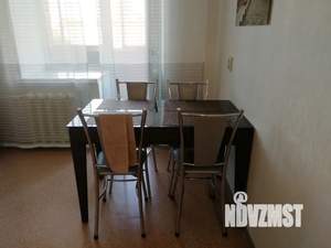 1-к квартира, посуточно, 34м2, 5/10 этаж