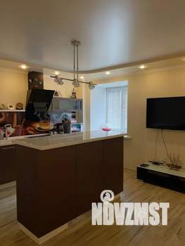 Студия квартира, посуточно, 37м2, 8/16 этаж