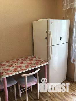 1-к квартира, посуточно, 39м2, 2/9 этаж