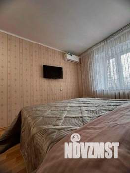 1-к квартира, посуточно, 38м2, 1/1 этаж