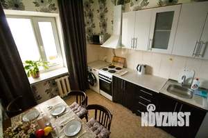 2-к квартира, посуточно, 62м2, 6/9 этаж