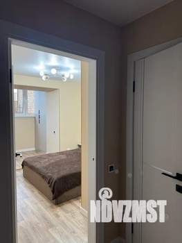 1-к квартира, посуточно, 40м2, 2/10 этаж
