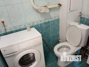 1-к квартира, посуточно, 40м2, 2/10 этаж