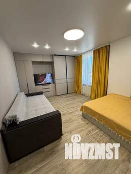 1-к квартира, посуточно, 42м2, 13/18 этаж