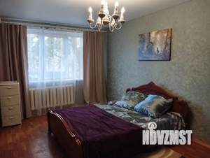 3-к квартира, посуточно, 60м2, 1/5 этаж