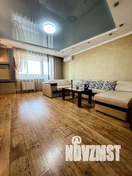 1-к квартира, посуточно, 61м2, 1/1 этаж