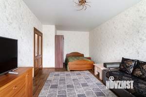 1-к квартира, посуточно, 49м2, 1/10 этаж