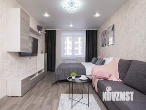 1-к квартира, посуточно, 42м2, 3/10 этаж