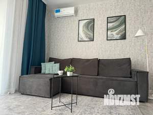 Студия квартира, посуточно, 30м2, 8/10 этаж