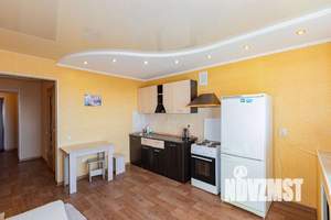 1-к квартира, посуточно, 50м2, 1/1 этаж