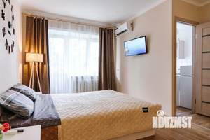 1-к квартира, посуточно, 30м2, 3/5 этаж
