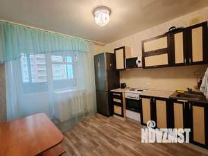 1-к квартира, посуточно, 42м2, 4/10 этаж