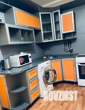 1-к квартира, посуточно, 50м2, 2/10 этаж