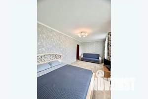 1-к квартира, посуточно, 45м2, 3/10 этаж