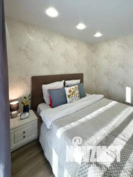 1-к квартира, посуточно, 40м2, 9/10 этаж