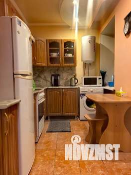 1-к квартира, посуточно, 56м2, 9/10 этаж