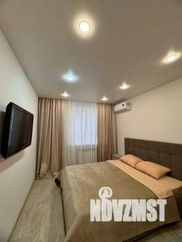 1-к квартира, посуточно, 38м2, 2/14 этаж