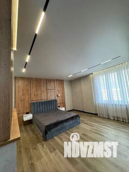 Студия квартира, посуточно, 45м2, 10/18 этаж