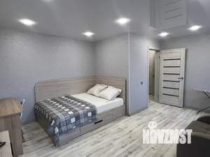 1-к квартира, посуточно, 32м2, 6/9 этаж
