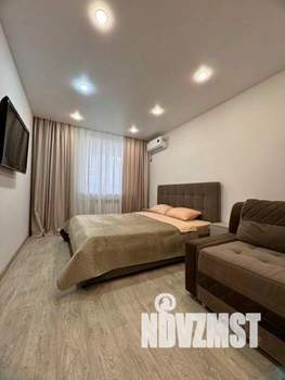 1-к квартира, посуточно, 38м2, 1/1 этаж