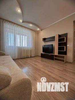 1-к квартира, посуточно, 80м2, 1/1 этаж