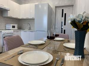 1-к квартира, посуточно, 40м2, 1/12 этаж