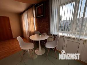 1-к квартира, посуточно, 45м2, 5/5 этаж