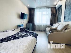 Студия квартира, посуточно, 28м2, 12/12 этаж