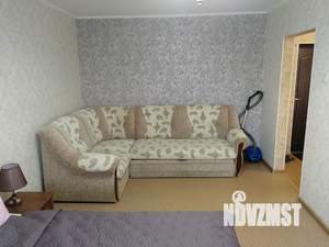 1-к квартира, посуточно, 34м2, 5/10 этаж